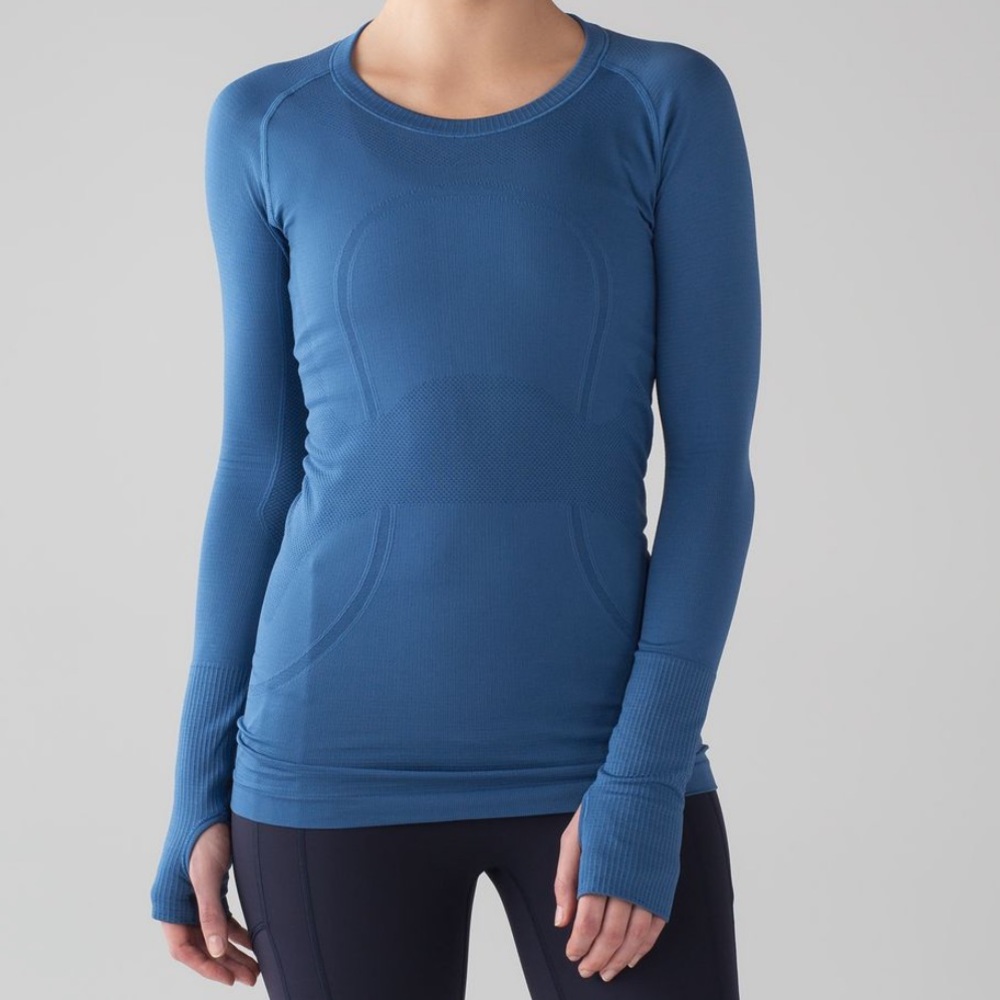 Lulu long sleeve tech top